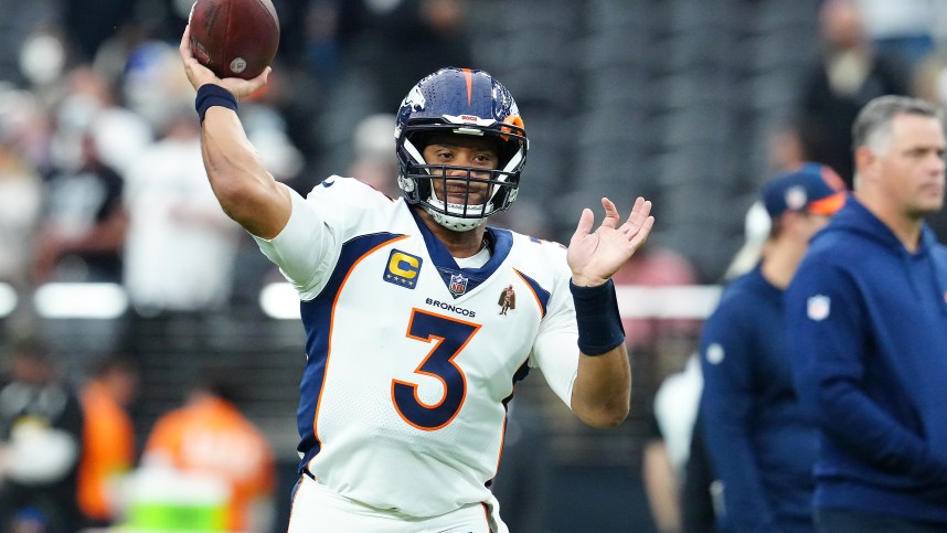 Denver Broncos quarterback Russell Wilson (Giants)