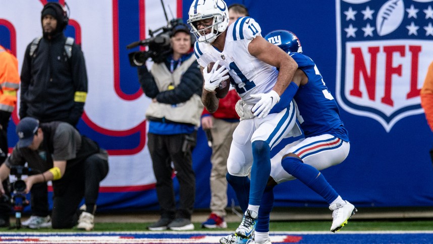 Indianapolis Colts wide receiver Michael Pittman Jr. (11) catches a pass against the New York Giants during the second half at MetLife Stadium
