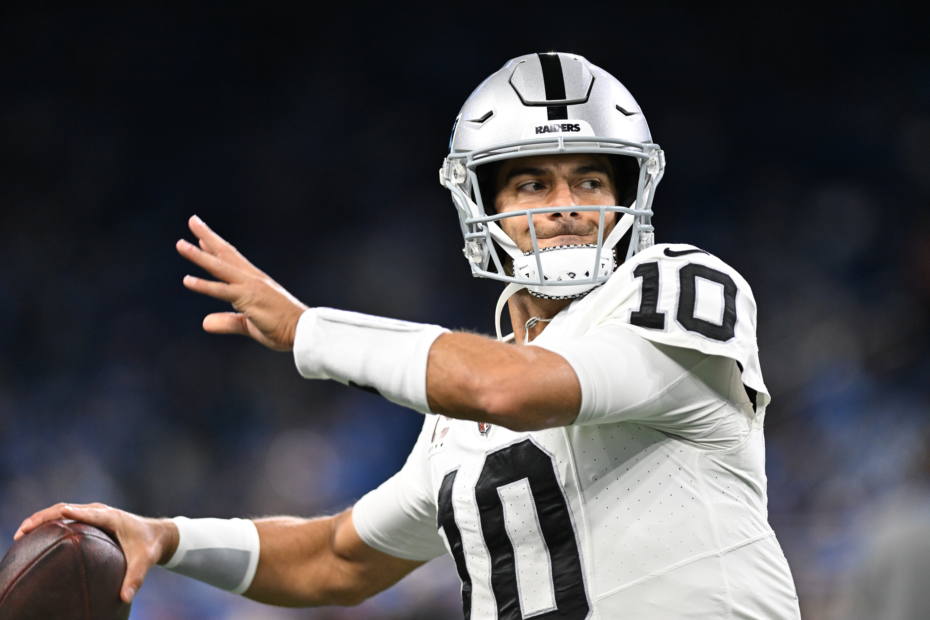 Las Vegas Raiders quarterback Jimmy Garoppolo, Jets