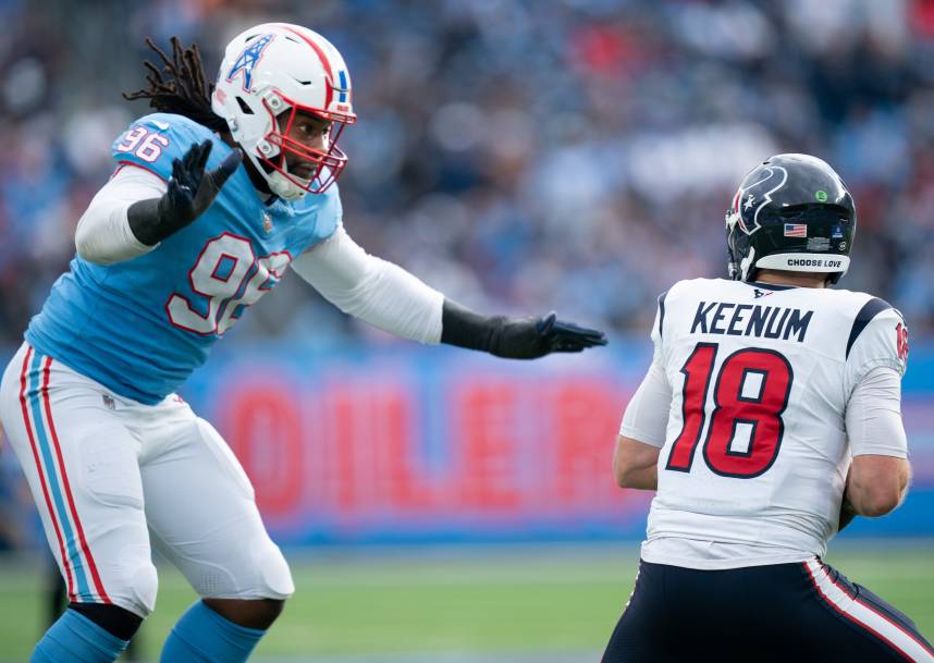 Tennessee Titans defensive end Denico Autry (96) (New York Giants free agent target)