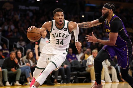 NBA: Milwaukee Bucks at Los Angeles Lakers