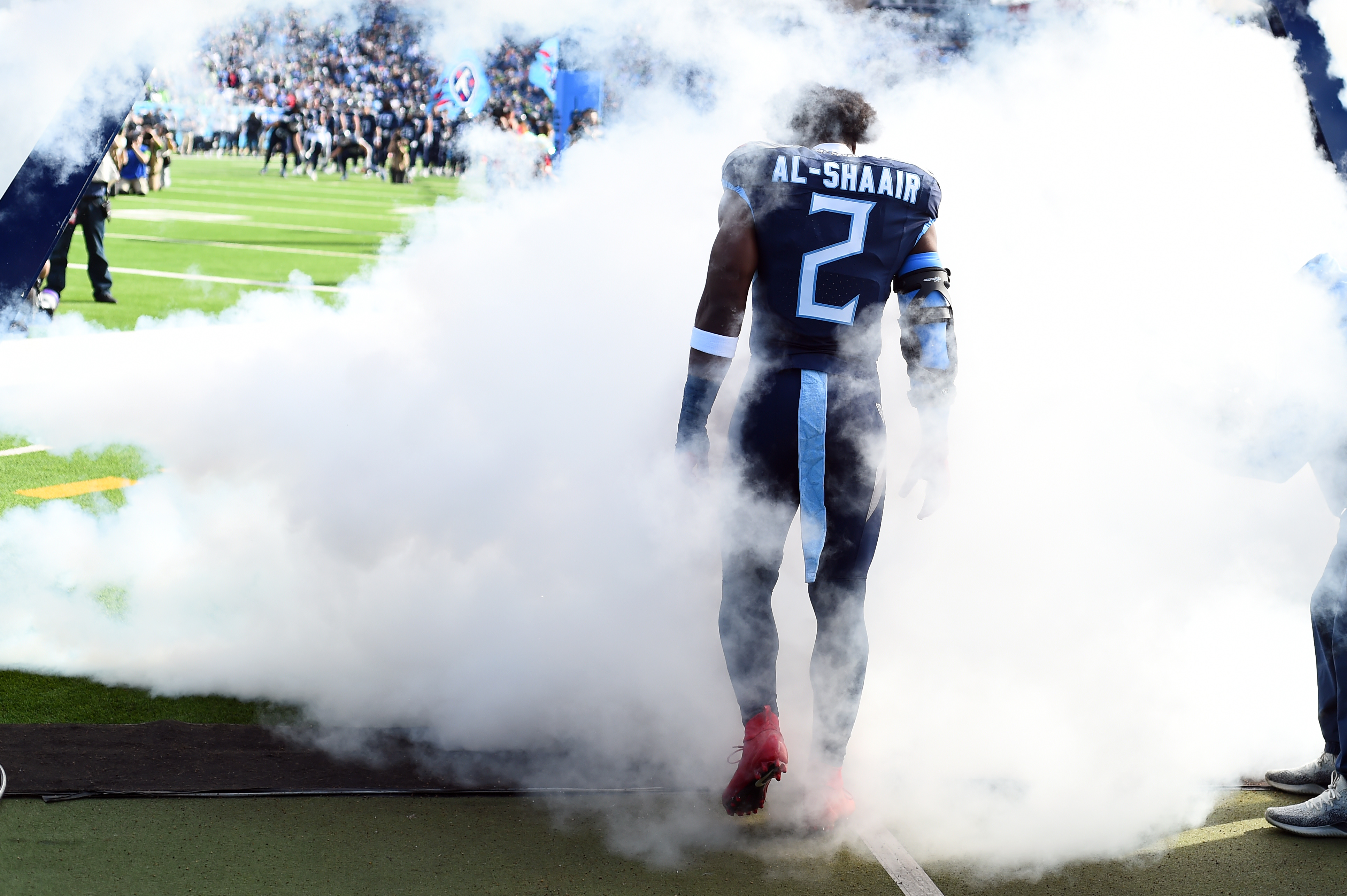 Tennessee Titans linebacker Azeez Al-Shaair (Giants)