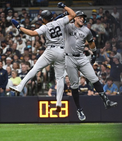 Yankees pummel the Brewers in a dominant 15-2 win
