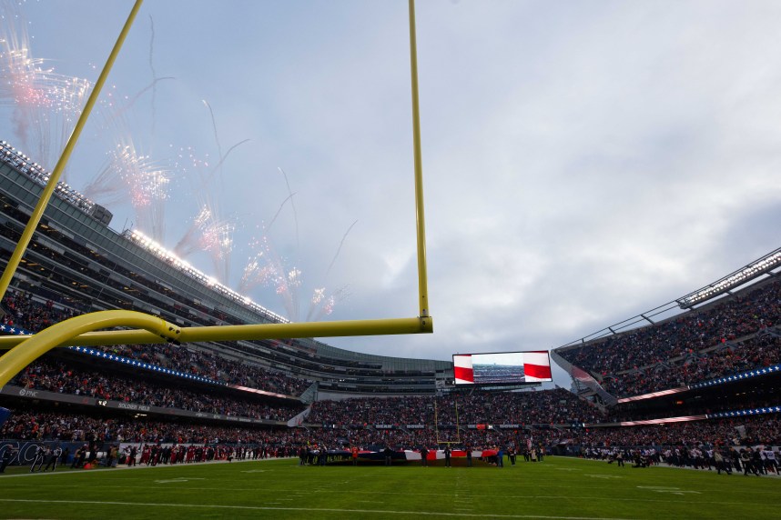 NFL: Arizona Cardinals at Chicago Bears