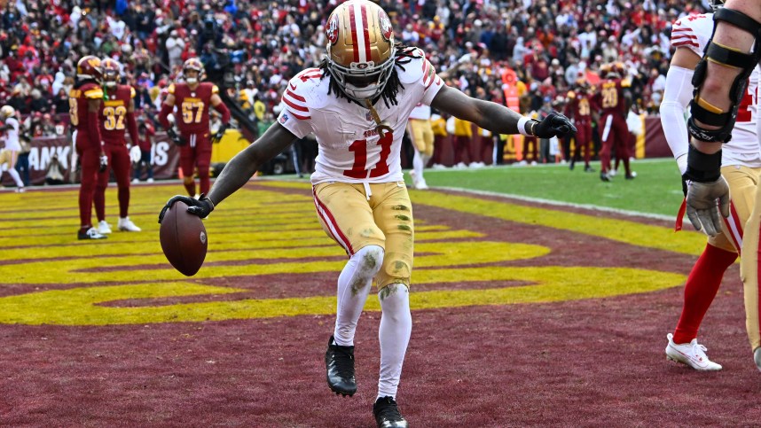 NFL: San Francisco 49ers at Washington Commanders, new york giants