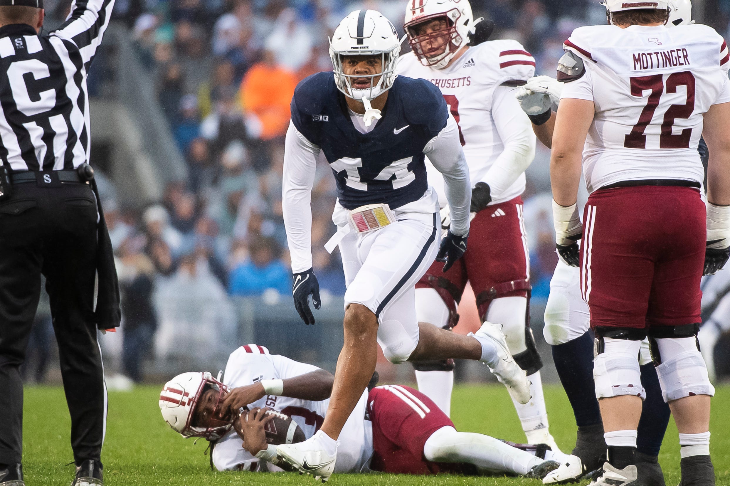 Penn State defensive end Chop Robinson (44) (New York Giants prospect)