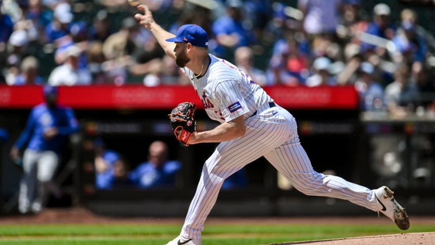 May 2, 2024; New York City, New York, USA; New York Mets pitcher Adrian Houser (35) pitches against the Chicago Cubs during the first inning at Citi Field. Mandatory Credit: John Jones-USA TODAY Sports