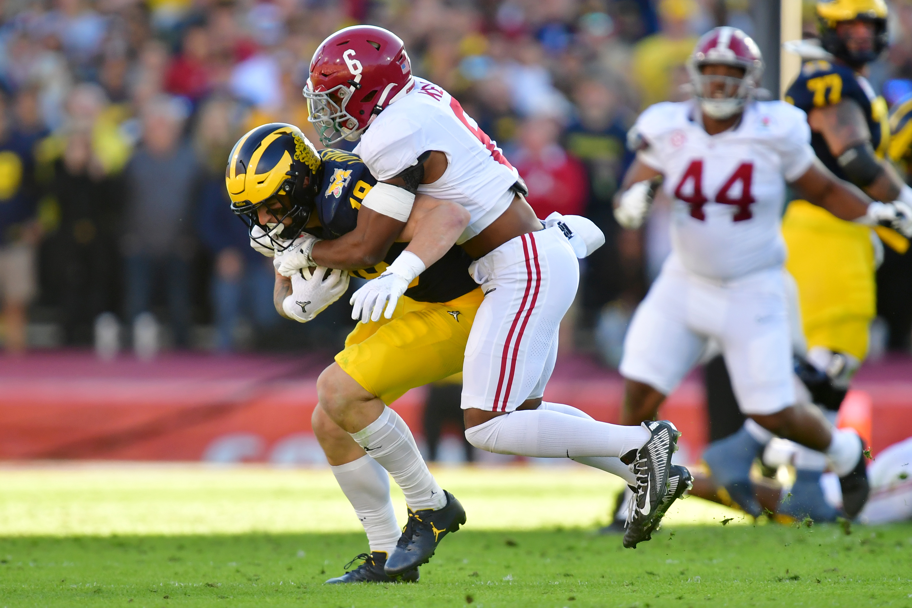 Jan 1, 2024; Pasadena, CA, USA; Michigan Wolverines tight end Colston Loveland (18) makes a catch against Alabama Crimson Tide defensive back Jaylen Key (6)(New York Jets) in the second quarter in the 2024 Rose Bowl college football playoff semifinal game at Rose Bowl. Mandatory Credit: Gary A. Vasquez-USA TODAY Sports