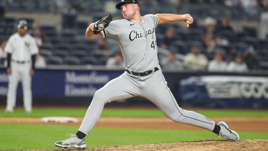 MLB: Game Two-Chicago White Sox at New York Yankees