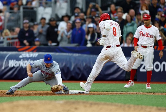 [US, Mexico & Canada customers only] June 9, 2024; London, UNITED KINGDOM; New York Mets infielder Pete Alonso forces out Philadelphia Phillies player Nick Castellanos at first base during a London Series baseball game at Queen Elizabeth Olympic Park. Mandatory Credit: Matthew Childs/Reuters via USA TODAY Sports