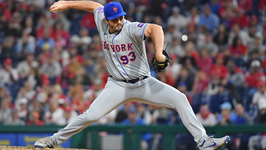 Sep 24, 2023; Philadelphia, Pennsylvania, USA; New York Mets relief pitcher Grant Hartwig (93) throws a pitch during the fifth inning at Citizens Bank Park. Mandatory Credit: Eric Hartline-USA TODAY Sports