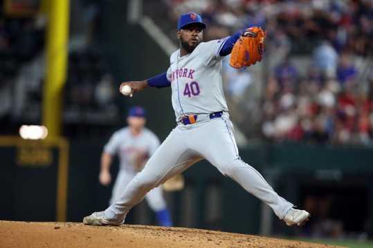 Jun 18, 2024; Arlington, Texas, USA; New York Mets pitcher Luis Severino (40) throws a pitch in the fourth inning against the Texas Rangers  at Globe Life Field. Mandatory Credit: Tim Heitman-USA TODAY Sports