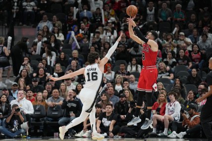 NBA: Chicago Bulls at San Antonio Spurs, knicks