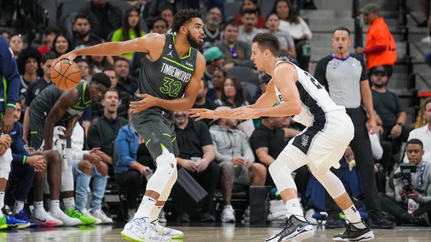 NBA: Minnesota Timberwolves at San Antonio Spurs, knicks