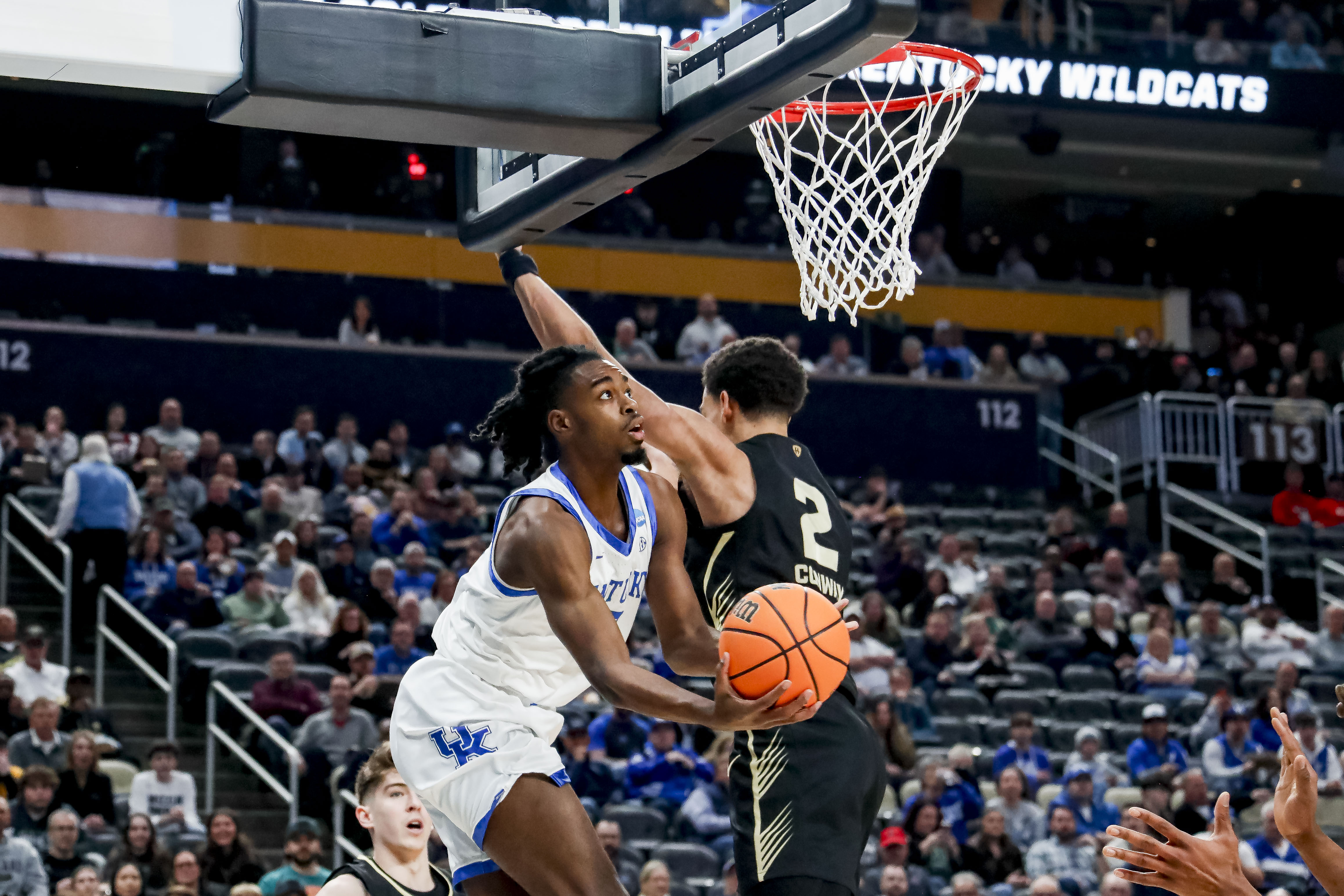 NCAA Basketball: NCAA Tournament First Round-Kentucky v Oakland, knicks