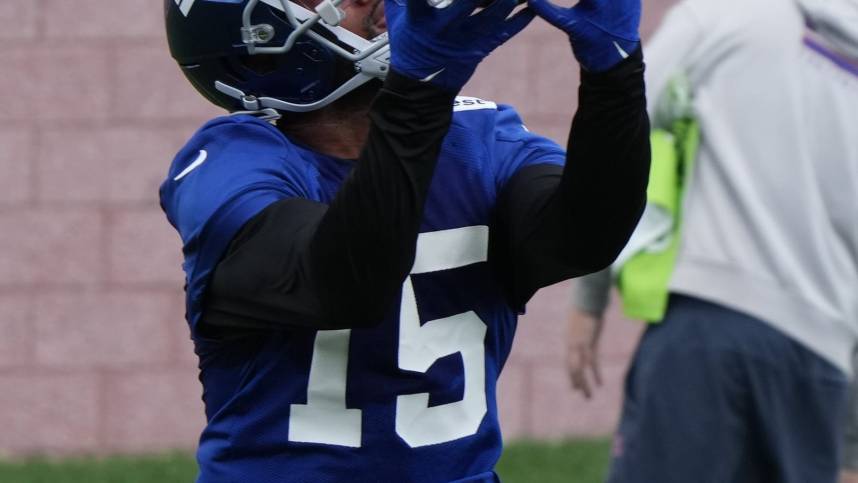 East Rutherford, NJ -- June 11, 2024 -- Wide receiver, Allen Robinson at the NY Giants Mandatory Minicamp at their practice facility in East Rutherford, NJ.