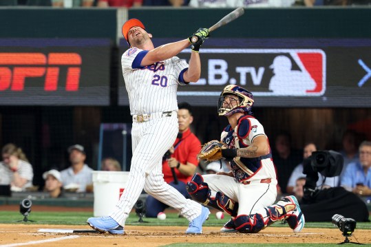 Jul 15, 2024; Arlington, TX, USA; National League first baseman Pete Alonso of the New York Mets (20) competes during the 2024 Home Run Derby at Globe Life Field. Mandatory Credit: Kevin Jairaj-USA TODAY Sports