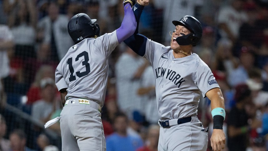 MLB: New York Yankees at Philadelphia Phillies, jazz