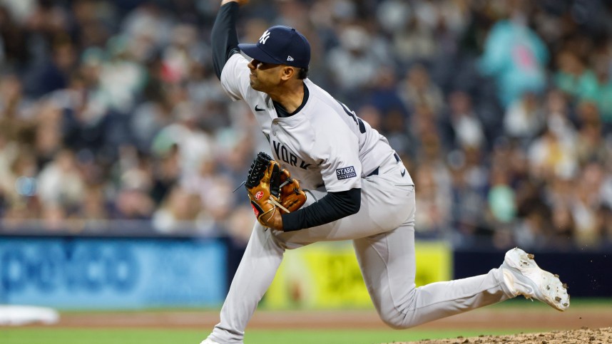 MLB: New York Yankees at San Diego Padres, yoendrys gomez