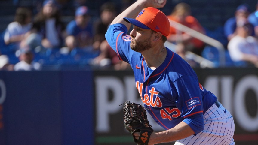 Feb 25, 2024; Port St. Lucie, Florida, USA;  New York Mets pitcher Cole Sulser pitches against the Houston Astros in the fifth inning at Clover Park. Mandatory Credit: Jim Rassol-USA TODAY Sports