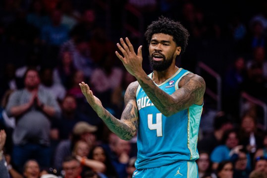 NBA: Oklahoma City Thunder at Charlotte Hornets, knicks