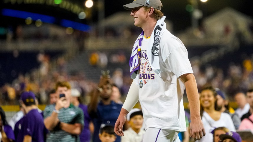 NCAA Baseball: College World Series Final-Florida vs LSU