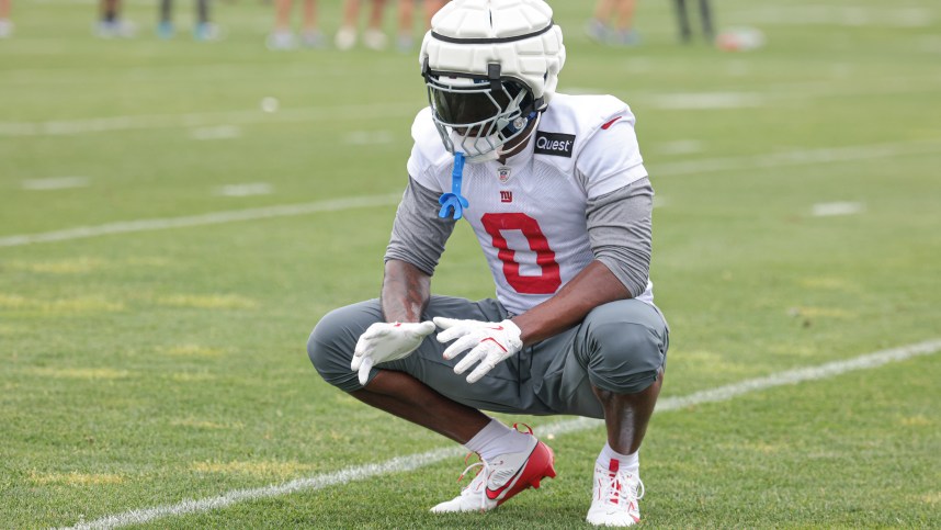 Jul 24, 2024; East Rutherford, NJ, USA; New York Giants linebacker Brian Burns (0) during training camp at Quest Diagnostics Training Facility. Mandatory Credit: Vincent Carchietta-USA TODAY Sports