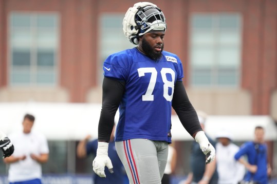 Jul 25, 2024; East Rutherford, NY, USA; New York Giants offensive tackle Andrew Thomas (78) takes a water break during training camp at Quest Diagnostics Training Center. Mandatory Credit: Lucas Boland-USA TODAY Sports