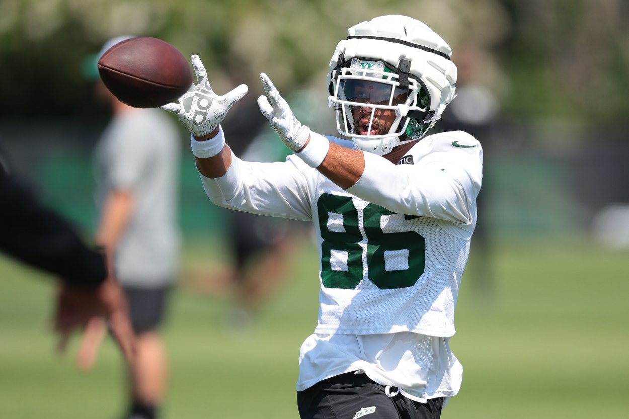 Jul 27, 2024; Florham Park, NJ, USA; New York Jets wide receiver Malik Taylor (86) catches the ball during training camp at Atlantic Health Jets Training Center. Mandatory Credit: Vincent Carchietta-USA TODAY Sports