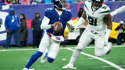 Ex-Giants, current Jets backup QB compares the crosstown rivals: ‘Refreshing, the energy’