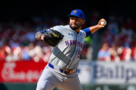 Aug 5, 2024; St. Louis, Missouri, USA;  New York Mets starting pitcher Sean Manaea (59) pitches against the St. Louis Cardinals during the second inning at Busch Stadium. Mandatory Credit: Jeff Curry-USA TODAY Sports