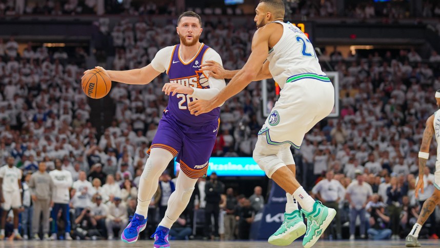 NBA: Playoffs-Phoenix Suns at Minnesota Timberwolves, jusuf nurkic, knicks