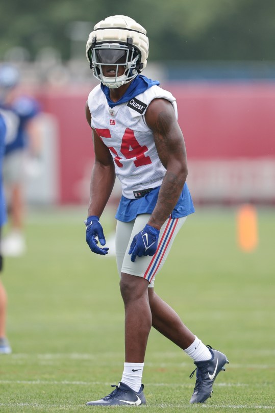 Jul 24, 2024; East Rutherford, NJ, USA; New York Giants linebacker Dyontae Johnson (54) participates in drills during training camp at Quest Diagnostics Training Facility. Mandatory Credit: Vincent Carchietta-USA TODAY Sports