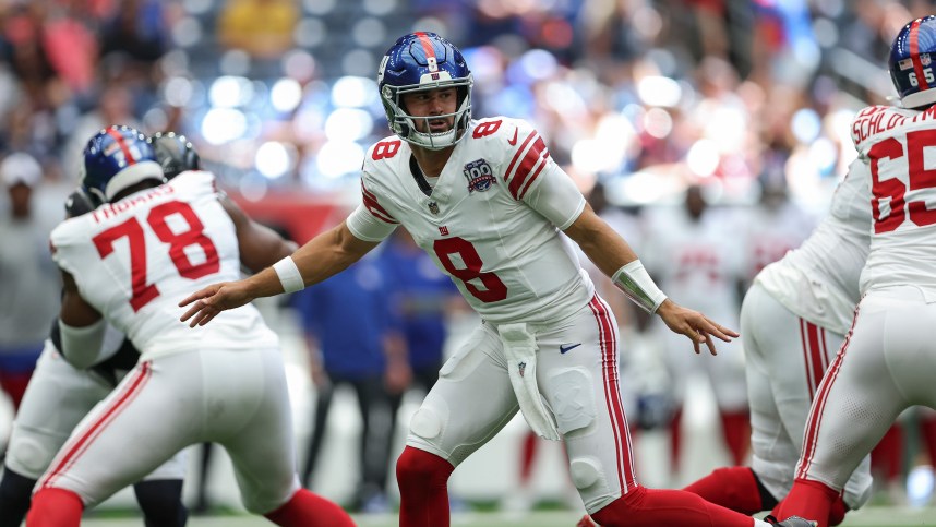 Aug 17, 2024; Houston, Texas, USA; New York Giants quarterback Daniel Jones (8) in action during the game against the Houston Texans at NRG Stadium. Mandatory Credit: Troy Taormina-USA TODAY Sports