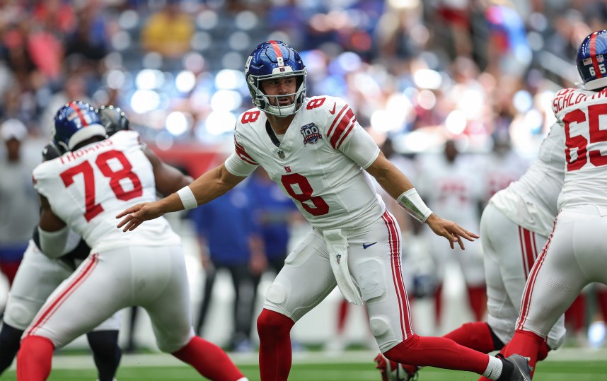 Aug 17, 2024; Houston, Texas, USA; New York Giants quarterback Daniel Jones (8) in action during the game against the Houston Texans at NRG Stadium. Mandatory Credit: Troy Taormina-USA TODAY Sports