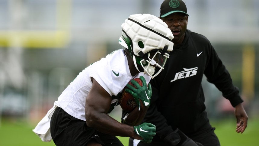 Jul 25, 2024; Florham Park, NJ, USA; New York Jets running back Tarik Cohen (31) participates in a drill during training camp at Atlantic Health Jets Training Center. Mandatory Credit: John Jones-USA TODAY Sports