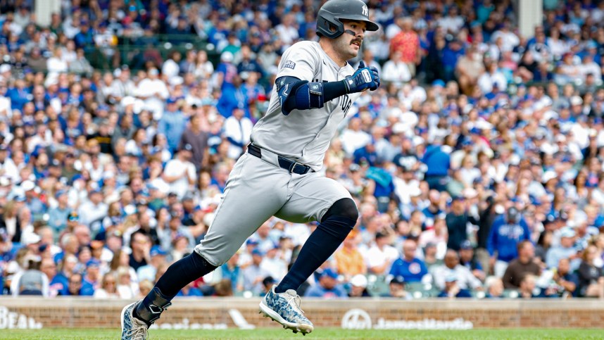 MLB: New York Yankees at Chicago Cubs, austin wells