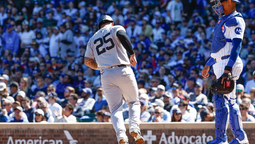 MLB: New York Yankees at Chicago Cubs, gleyber torres