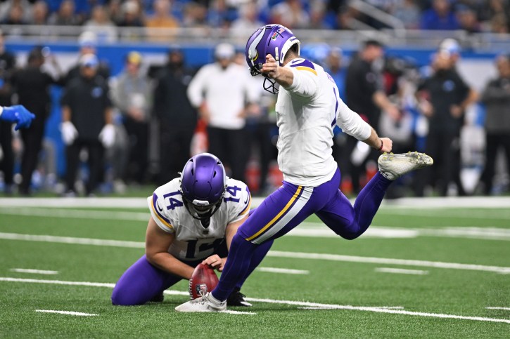 NFL: Minnesota Vikings at Detroit Lions, new york giants