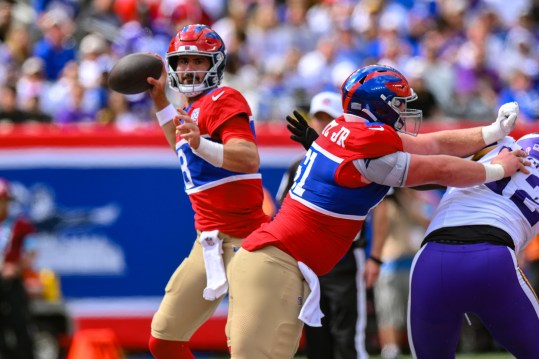 NFL: Minnesota Vikings at New York Giants, Daniel Jones, John Michael Schmitz