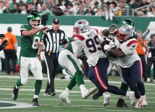 NFL: New England Patriots at New York Jets