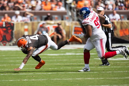 NFL: New York Giants at Cleveland Browns