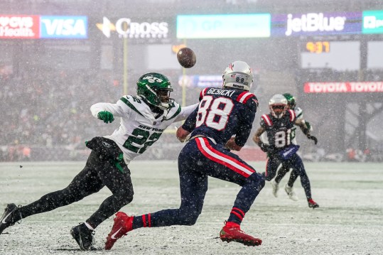 NFL: New York Jets at New England Patriots