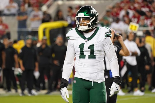 Sep 9, 2024; Santa Clara, California, USA; New York Jets linebacker Jermaine Johnson (11) waits for play to resume during the fourth quarter against the San Francisco 49ers at Levi's Stadium. Mandatory Credit: David Gonzales-Imagn Images