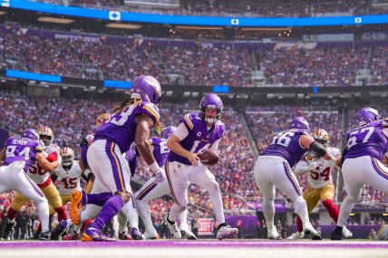 NFL: San Francisco 49ers at Minnesota Vikings