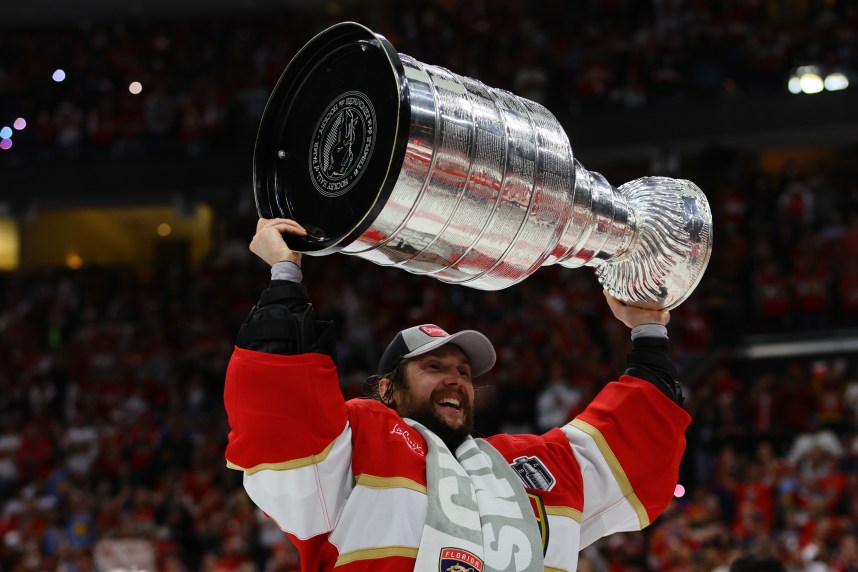 NHL: Stanley Cup Final-Edmonton Oilers at Florida Panthers