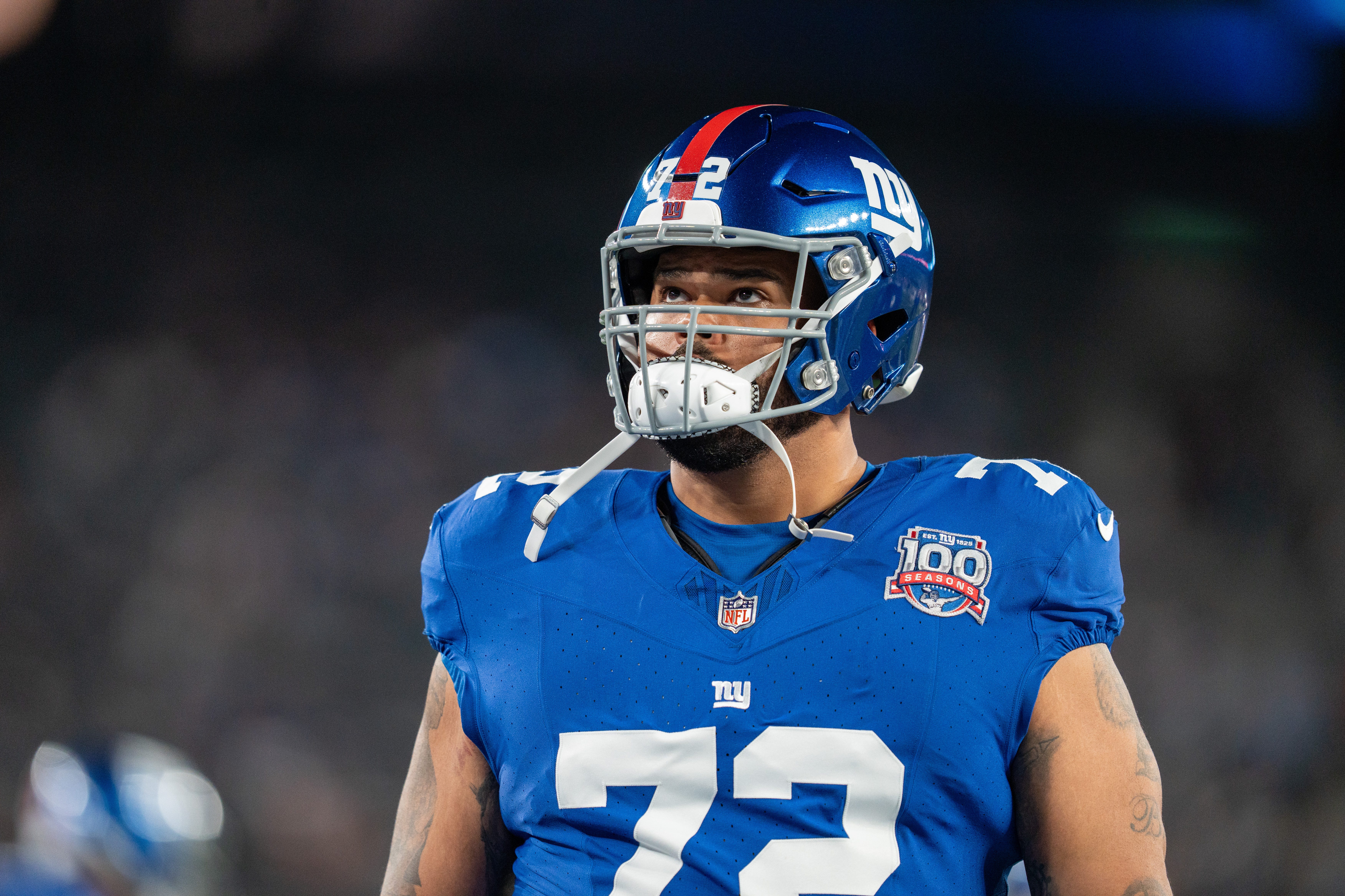 Sep 26, 2024; East Rutherford, NJ, US; New York Giants guard Jermaine Eluemunor (72) warms up during pre-game at MetLife Stadium. Mandatory Credit: Julian Guadalupe-NorthJersey.com