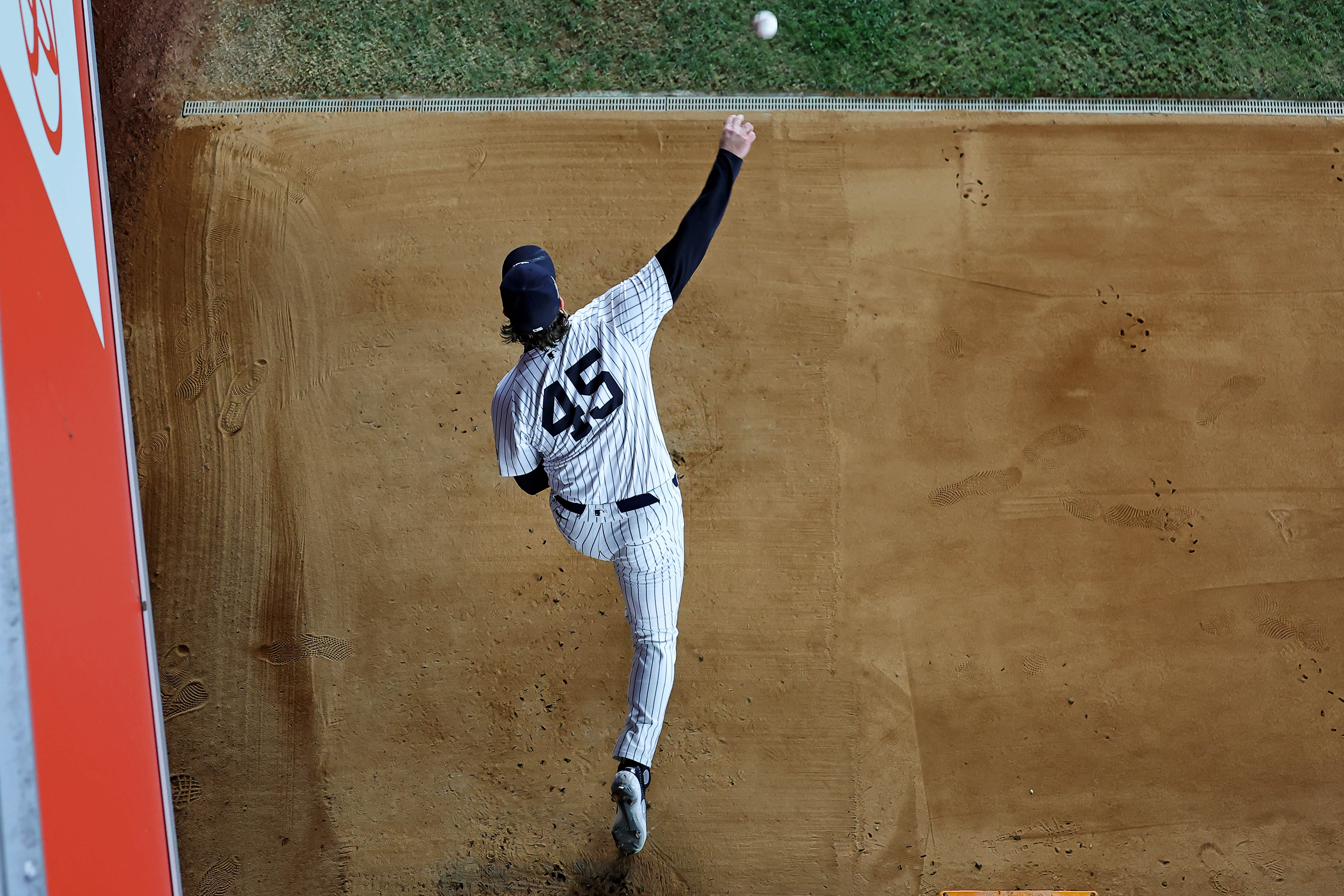 Yankees make expected choice for World Series Game 1 starter