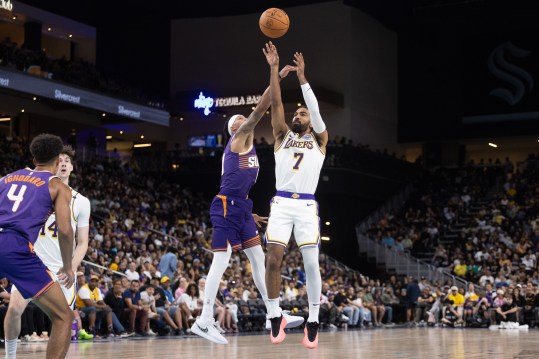 NBA: Preseason-Phoenix Suns at Los Angeles Lakers