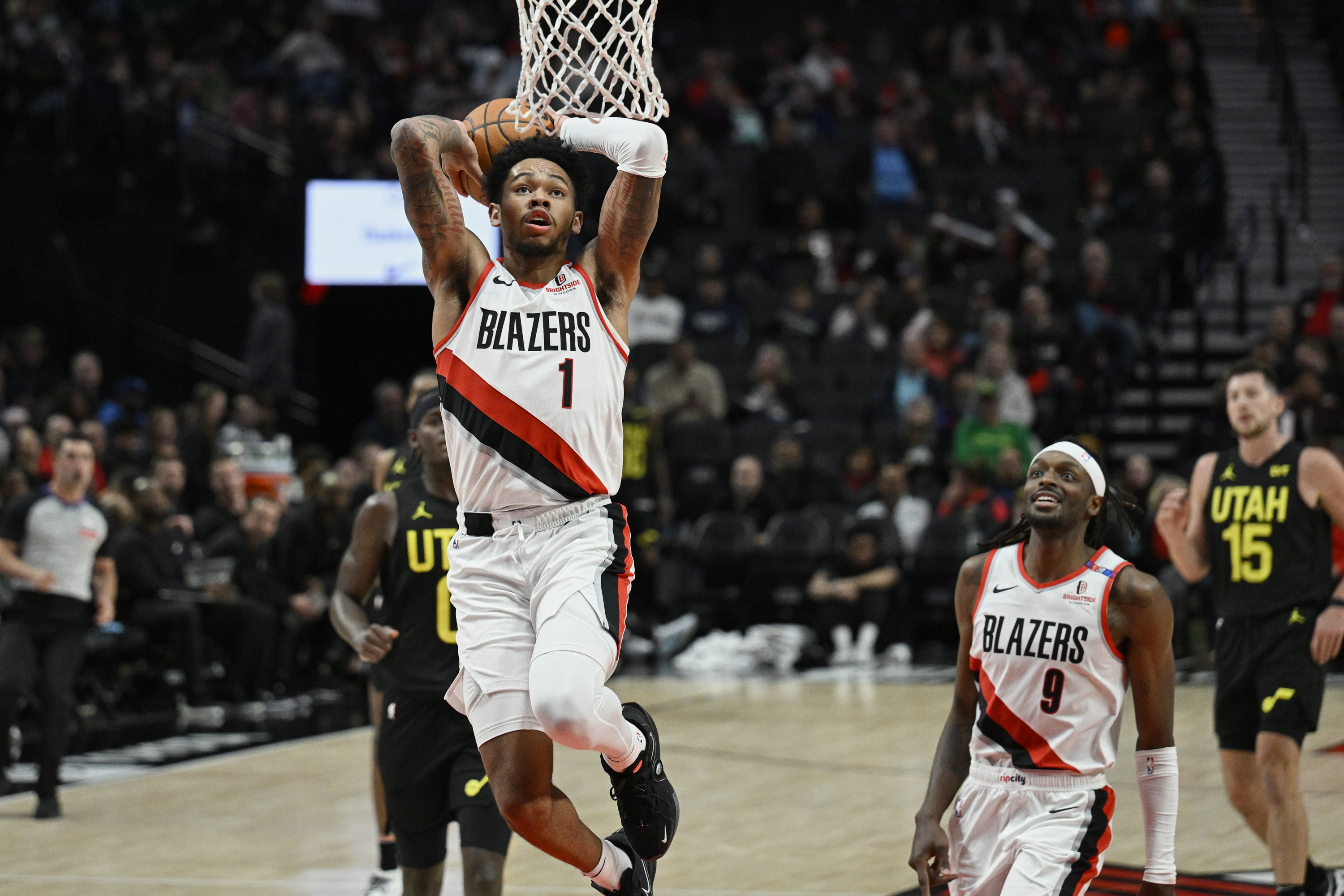 NBA: Preseason-Utah Jazz at Portland Trail Blazers, lakers